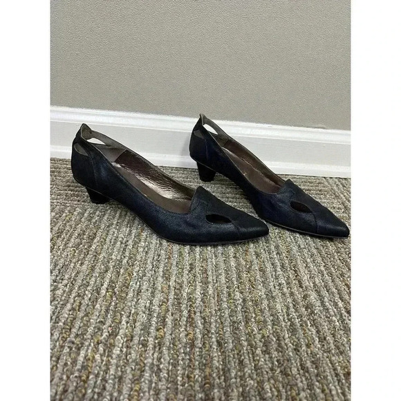 Peter Kent Vero Cudio Vintage Black Cut Out Leather Kitten Heels 36.5 US 6.5 EUC - Picture 2 of 14